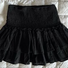 Black Xs Skirt Elastic Waist Nwot Never Worn Great Condition Size Is More Like A Small Black Cotton Skirt For Summer, Black Casual Summer Skirt, Casual Black Summer Skirt, Trendy Black Mini Hem Skort, Trendy Black Mini Skort, Black Casual Mini Skirt For Summer, Black Relaxed Skort, Spring Black Cotton Skirt, Black High Waist Skirt For Summer