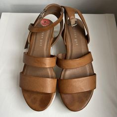 Madden girl brown platform sandles
Size 7 Madden Girl, Womens Sandals, Size 7, Sandals