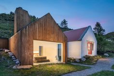 https://uncrate.com/lost-cottage/?mc_cid=180dc20b39&mc_eid=fbe61e25d0 Modern Irish Cottage, Stucco Siding, Ireland Cottage, Mountain Goats, Brick Chimney, Kerry Ireland, Irish Countryside