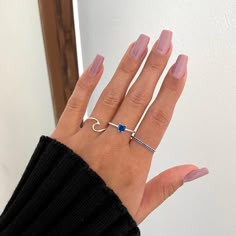 No Ordinary Girl, Preppy Jewelry, Ordinary Girls, Glow Up?, Silver Rings, Nail Art, Nails, Ring, Silver