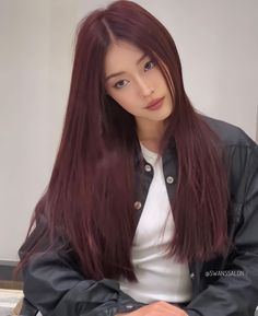 Elegant Hair Color Classy, Hair Colors Asian, Red Hair Outfit Ideas Street Styles, Chinese Hair Dye Ideas, Red Hair Cherry, Low Contrast Hair Color, Hair Color For Cold Skin Tone, Red Red Hair, Asian Girl Hair Color