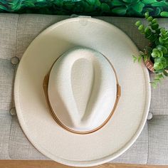 Only One Left, **Last Call** Just Go Ahead And Hit Buy. This Fedora Is A Beauty That Can Be Worn All Seasons. Brand New. Grab Yours Today. Classic Cream Felt Hat For Beach, White Fedora For Beach In Fall, Chic Cream Felt Hat For Summer, Chic Cream Wide Brim Fedora, Casual Wide Brim Cream Felt Hat, Casual Cream Wide Brim Felt Hat, Beige Brimmed Felt Hat For Vacation, Beige Wide Brim Felt Hat For Vacation, Cream Brimmed Felt Hat For Beach