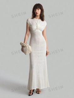 Sleeve Type:Batwing Sleeve \nStyle:Elegant \nWaist Line:Natural \nNeckline:Round Neck \nDetails:Ruched \nDetails:Twist \nDetails:Zipper \nHem Shaped:Mermaid \nColor:White \nPattern Type:Plain \nSleeve Length:Sleeveless \nLength:Long \nFit Type:Regular Fit \nFabric:Slight Stretch \nMaterial:Knitwear \nComposition:75% Acrylic \nComposition:25% Polyamide \nCare Instructions:Machine wash or professional dry clean \nTemperature:Spring/Fall (18-25℃/63-77℉) \nBody:Unlined \nSheer:Semi-Sheer \n Casual Sweater Dress, Sweater Dress Casual, Casual Sweater, Twist Knot, Sweater Dresses, Sweater Dress Women, Women Sweater, Batwing Sleeve, Dress P