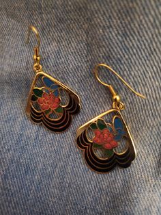 1980’s black & multicolor floral cloisonne French hook earrings.Deadstock. Multiples and other colorways and styles available.Made in Taiwan. Earring Piercing Ideas, 80 Jewelry, 80s Jewelry, Cloisonne Earrings, French Hook Earrings, Dope Jewelry, Art Nouveau Jewelry, Funky Jewelry, Jewelry Lookbook