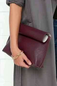 Clutch Bag Outfit, Light Grey Interior, Burgundy Clutch, Burgundy Purse, Bag Boutique, Burgundy Bag, Rich Pins, Grey Interior, How To Make Purses