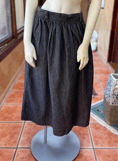 90s/Y2K Calvin Klein Sport long black denim skirt. 2 Pockets and in excellent condition, no notable flaws.  Measurements taken while lying flat, doubled when necessary: Waist: 28" Hips: 60" Length: 33" Long Black Denim Skirt, Country Skirt, Calvin Klein Sport, 90s Calvin Klein, Black Denim Skirt, Jeans Rock, Womens Skirts, Black Denim, Denim Skirt