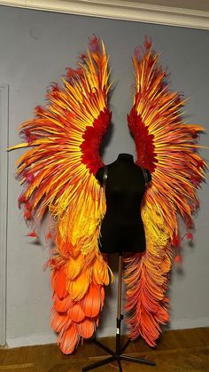 Diy Phoenix Wings, Wings Ideas, Kindergarten Art Crafts, Peacock Wings, Carnival Design, Handmade Halloween Costumes, Cosplay Wings, Fish Costume, Diy Wings