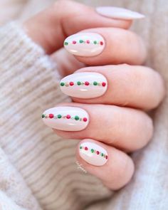 Transition To Christmas Nails, Dot Line Nails, Christmas Dot Nail Art, Glittery Nail Tips, Almond Nails With Dots Simple, Simple Christmas Nails For Beginners, Christmas Ball Nails, Diy Christmas Nail Art Easy