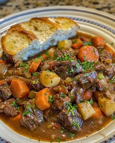 Beef Cubes, Beef Stew Ingredients, Thanksgiving Food Sides, Dried Rosemary, Homemade Beef Stew, Dried Thyme, Beef Chuck, Homemade Beef