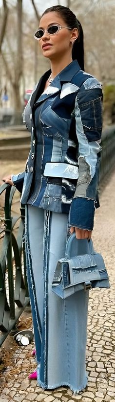 Denim Party Outfit, Upcycling Jeans, Denim Party, Diy Denim Jacket, Blue Jeans Crafts, Denim Inspiration, Altered Couture, Denim Ideas