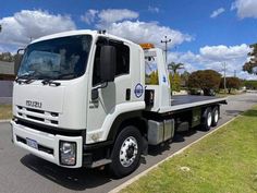 Tilt Tray Perth Tiny Ones Transport Service, Armored Transport Vehicle, Truck Mechanic, Types Of Vehicles, Logistics Transportation Trucks, Mechanical Workshop, Sea Containers, F2 Logistics Cargo Movers