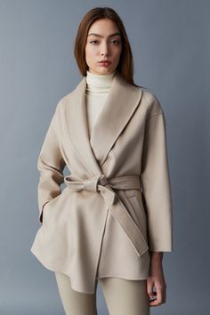 Wrap Jacket Outfit, Light Jackets For Women, Wrap Coat Outfit, Modern Chic Outfits, Wool Robe, Shawl Jacket, Neutral Jacket, Shawl Collar Jacket, Unlined Jacket