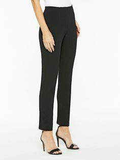 Discover the quality craftsmanship and comfort of Misook's Seasonless Ponte Pull-on Pant in Black. All of our designer knitwear and wovens come with complimentary shipping and returns. Build A Wardrobe, Designer Knitwear, Perfect Pant, Virtual Fashion, Plus Size Shopping, Knitwear Design, Pair Of Pants, Pull On Pants, Silhouette Design