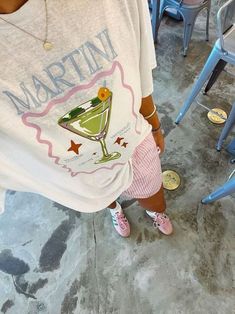 Summer Oversized Tee, Martini Outfit, Copenhagen Vibes, Utah Outfits, Chic Airport Outfit, Comfy Airport Outfit, Airport Outfit Summer, Airport Travel Outfits, Flight Outfit