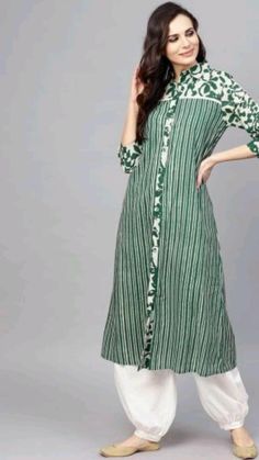 Plain Suits, Plain Kurti, Girls Kurti, Suit Neck, Neck Patterns, Simple Kurta, Indian Kurti Designs