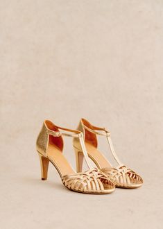 Hortense High Sandals - Smooth Gold - Metallic vegetable-tanned goat leather - Sézane Bridal Party Shoes, Wedding Accesories, High Sandals, Cinderella Shoes, Vintage Heels, Wrap Heels, Gold Sandals, Goat Leather, Fashion Woman