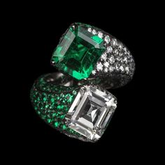 Jewerly Designs, Emerald And Diamond Ring, Emerald Diamond Ring, Expensive Jewelry, Rare Gemstones, Emerald Jewelry, Wrap Rings