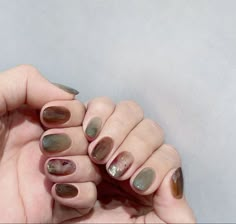 Earth Tone Gel Nails, Nail Deaigns, Classy Nail Art Ideas, Pretty Nail Polish, Asian Nails, Blush Nails, Nails Desing, Minimalist Nails, Classy Nails