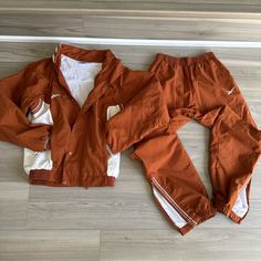 Vintage Reebok Track Suit Women’s Xs Burnt Orange Texas Lined 2 Piece Y2k Perfect Texas Longhorns Colors! Excellent Condition. There Are A Couple Areas On Collar And On Side Where Orange Color Bled Into White But It’s Not Bad, See Photos. Pants And Jacket Are Lined And Both Have Zip Pockets. Size Tag Says Xs. I Am 5’4” And 110 Lbs And The Suit Fits My Good But The Pants Are A Tad Snug But Wearable. Track Suits Women, Y2k Logo, 110 Lbs, Orange Texas, Vintage Reebok, Suit Women, Track Suit, Womens Reebok, My Good