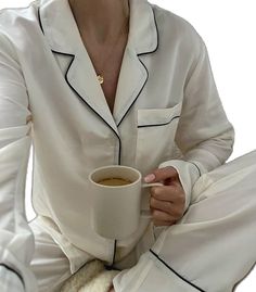 Satin Pyjamas Aesthetic, Lazy Weekend Aesthetic, Cozy Pjs Aesthetic, Pyjama Set Aesthetic, Silk Pajamas Aesthetic, Pj Sets Aesthetic, Pijama Aesthetic, Silk Pijama