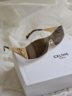 Sunglasses Celine, Shoes Heels Classy, Versace Gold, Fashion Eye Glasses, Heels Classy, Jewelry Lookbook, Signature Look