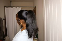 Hairstyles For Straight Natural Hair, Hair Accessories Natural Hair, Black Hair Beauty, Hair Flicks, High Ponytail Tutorial, Straight Natural Hair, Black Bratz, Ponytail Tutorial