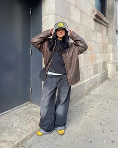 Cold Fashion, Outfit Streetwear, Tomboy Outfits, Friends Show, Streetwear Fashion Women