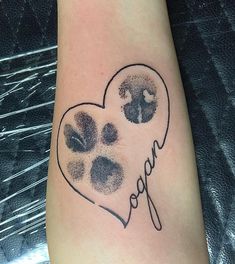 a dog paw print in the shape of a heart with an i love you written on it