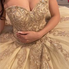 Beautiful Champagne Dress. Use Only For Less Then One Hours. Champagne Color Quinceanera Dress, Beauty And The Beast Sweet 16 Dresses, Champagne Sweet 16 Dresses, Elegant Quinceanera Dresses, Champagne Quince Dresses, Gold Quinceanera Dresses, Champagne Quince, Golden Outfit, Quinceanera Bouquet