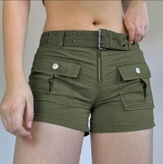 3 High Waist Cotton Bottoms With Belt, Summer Cotton Bottoms With Belt, Trendy Belted Shorts, Trendy Belted Cotton Shorts, Belted Short Length Spring Bottoms, High Waist Cotton Bottoms With Zipper Closure, Casual High-waist Belted Shorts, Casual High Waist Belted Shorts, Belted Cotton Shorts