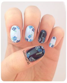 Blue roses! Blue Rose Nails, Rose Nail Design, Art Images Pictures, Summer Nails Colors Designs, Uk Nails, Pretty Nail Colors, Nail Art Images, Rose Nail Art, Graduation Nails