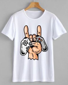 T Shirt Design Ideas Creative Diy, Creative Tshirt Design, Gaming T Shirt, Awesome Shirt Designs, Cool Shirts For Girls, Trendy Shirt Designs, T Shirt Painting