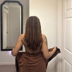 brown locs Brown Locs, 4c Natural Hairstyles Short, Hair Knot, Fancy Hairstyles, Baddie Hairstyles