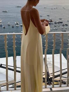 Backless Vacation Satin Long Dress Loose Backless Dress, Pretty Dinner Dresses, Wedding Guest Dress Backless, Boho Backless Dress, Flowy Backless Dress, Low Back Summer Dress, Backless Classy Dress, High End Resort Wear, Colorful Vacation Dress