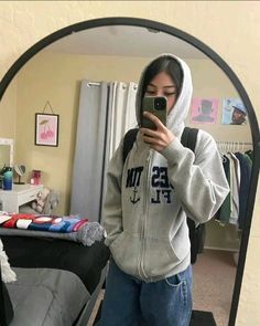 Baggy Outfit Ideas, Latina Fashion Outfits, School Fit, Downtown Outfits, Baggy Clothes, Outfit Inspo Casual, Cute Lazy Day Outfits, Casual School Outfits, Teenage Fashion