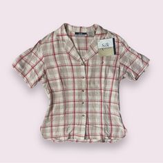 New With Tags! Vintage Silk Exchange 100% Silk Tan And Red Plaid Short Sleeve Button Down Shirt. Size M. Red Top With Button Closure And Camp Collar, Red Camp Collar Top With Button Closure, Scarecrow Halloween, Short Sleeve Flannel, White Long Sleeves, Purple Crop Top, Black Seamless, Pink Bodysuit, England Style