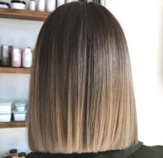 Blonde Dip Dye, Short Ombre, Short Ombre Hair, Coconut Hair, Brown Ombre Hair, Modern Haircuts, Hair Color For Women, Trendy Hair Color, Ombre Hair Color