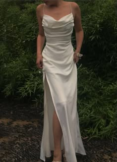 Simple Prom Dress Long, Silk Prom Dress, Split Prom Dresses, Spaghetti Strap Prom Dress, White Prom Dress, Prom Dress Inspiration, Satin Prom Dress, Dress Spaghetti, Color Swatch