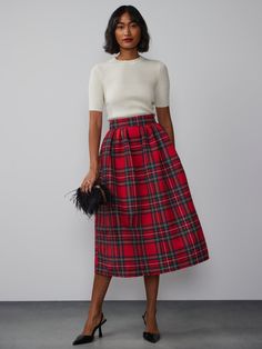 Scottish Skirt Outfit, Plaid Pleated Skirt Outfit, Outfits With Midi Skirts, Red Plaid Skirt Outfit, Tartan Skirt Outfit, Tartan Midi Skirt, Plaid Skirt Outfit, Red Plaid Skirt, Plaid Pleated Mini Skirt