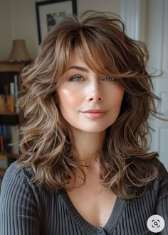 Shag Layered Hairstyles Medium, Long Hair Lots Of Layers Texture, Medium Length Hair Bangs, 80s Shag Hairstyles, Cuts For Curly Hair, Layered Bob Hairstyles Shoulder Length, Shag Haircuts, Medium Hair Styles For Women, Haircuts For Medium Length Hair