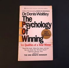 the book cover for dr denis waitley's the psychology of winning