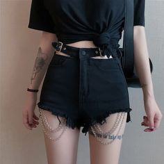 Frayed Hem Darkness Denim Shorts - Vedlit Egirl Style, Outfit Essentials, Egirl Outfits, Style Gothic, Black Holes, Vintage Gothic, Short Jeans, Mode Inspo, Black Hole