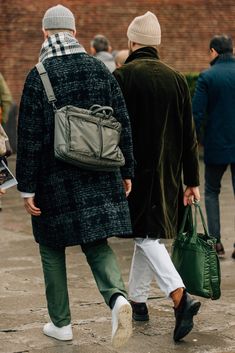 Street Backpack, Street Style Spring, Mode Tips, Mens Fashion Business Casual, Men Bag, Best Mens Fashion, Mens Fashion Urban, Men Street, Style Spring