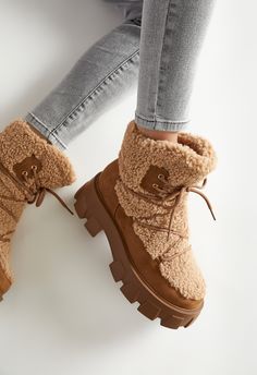 ShoeDazzle BROWN female Fashion >> Shoes >> Boots & Booties >> Snow Faux Fur/Faux Leather regular Lace-Up/Lug Sole Sydney Lug Sole Bootie Cute Fall Shoes, Snow Boots Outfit, Cute Uggs, Fuzzy Boots, Fall Winter Shoes, Fashion Shoes Boots, Buckles Fashion, Classy Casual Outfits, Classy Casual