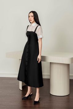 Olivia Strappy Dress MEAN BLVD Detail Couture, Mean Blvd, Strappy Dress, Chic And Elegant, Strappy Dresses, Looks Chic, 가을 패션, Stylish Dresses, Dress Materials