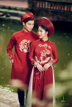 Ao Dai Wedding Couple, Vietnamese Wedding Photography, Qipao Wedding, Beautiful Vietnam, Vietnam Dress