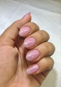 Pink Nude Glitter Nails, Pink Nails Sns, Sparkly Pink Nails, Pink Glitter Nail, Pink Holographic Nails, Glitter Rosa, Pink Glitter Nails, Hippie Nails, Manicure Gel