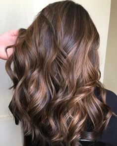 Dark Hair With Highlights And Lowlights, Dark Brown Hair With Highlights, Truss Hair, Cute Hair Colors, Dark Hair With Highlights