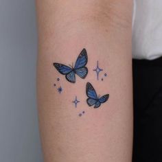 Butterfly Tattoos For Women, Dope Tattoos For Women, Butterfly Tattoo Designs, Cute Tattoos For Women, Discreet Tattoos, Dainty Tattoos, Tattoo Designs For Women, Little Tattoos, Simplistic Tattoos