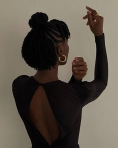 Cabello Afro Natural, Twa Hairstyles, Hairstyles 2024, Quick Natural Hair Styles, Natural Afro Hairstyles, Natural Hair Twists, Pelo Afro, Hair Twist Styles, Hairstyle Trends